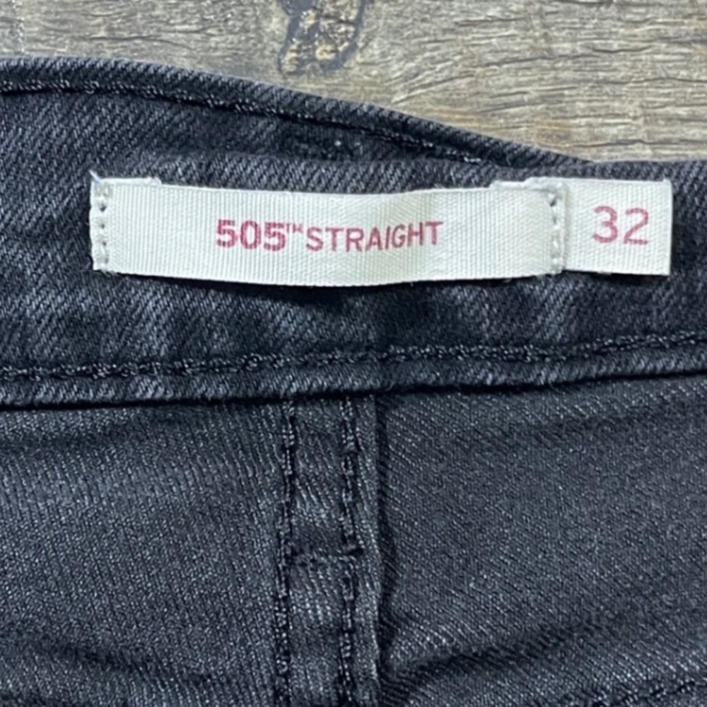 Levis 505 Straight Leg Jeans Womens 32 Black Faded WaterLess Denim Pants Grunge - Picture 3 of 7